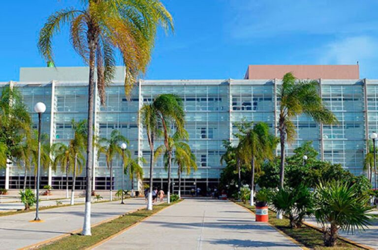 Crecen los contagios y hospitalizaciones en Quintana Roo.