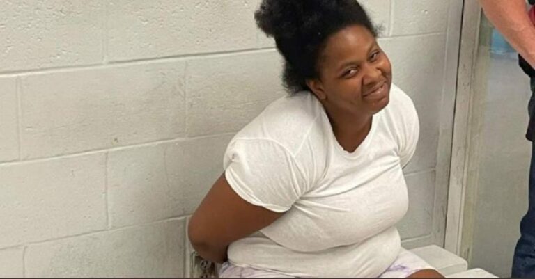 Una mujer acusada de homicidio fue detenida luego que comentara una publicación de Facebook sobre ella misma; así la hallaron las autoridades