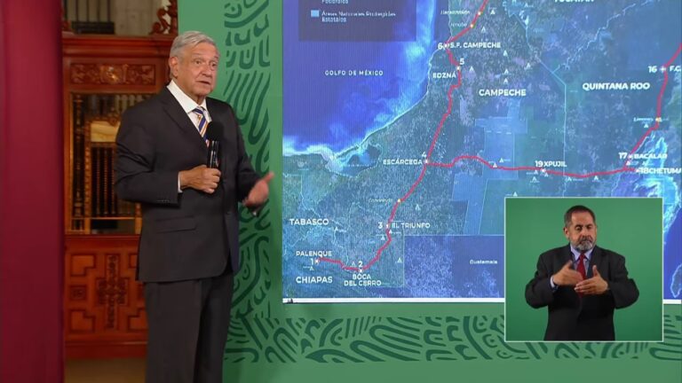 Tras la confusión generada, AMLO confirmó que el aeropuerto que se planea en Quintana Roo sí va a estar en el noveno municipio