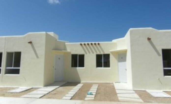 Una regidora busca evitar que los desarrolladores inmobiliarios donen terrenos que no sirven a la gente en Playa del Carmen