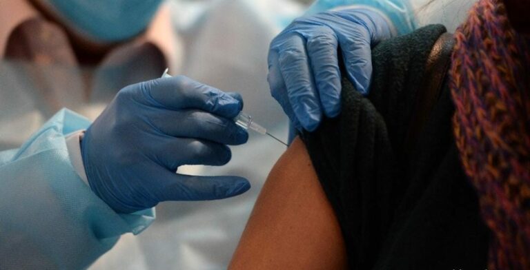 Europa endurece algunas medidas por la pandemia