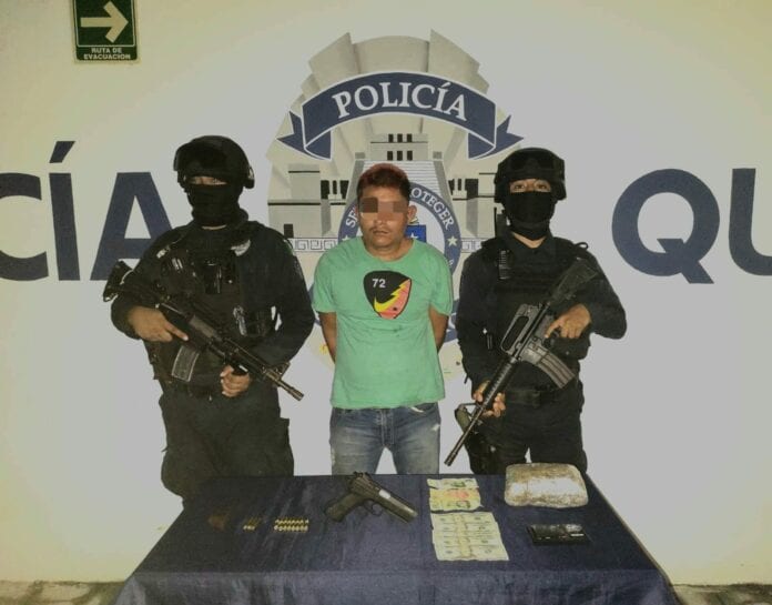Capturan a hombre armado y con droga en Tulum