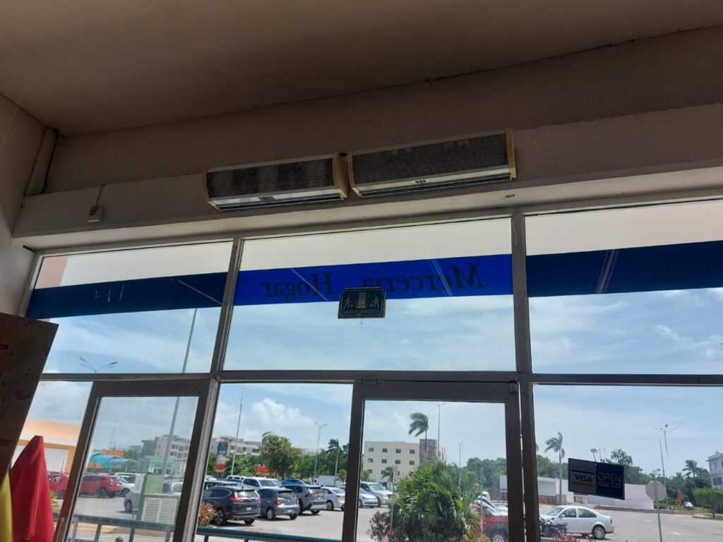 Denuncian en Modatelas1 Playa del Carmen calor extremo desde hace meses 1