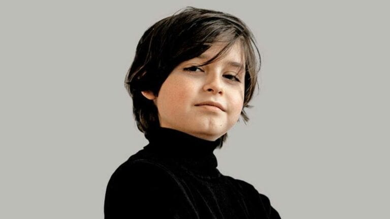 Niño genio de 11 años termina la carrera de Física ¡en nueve meses!