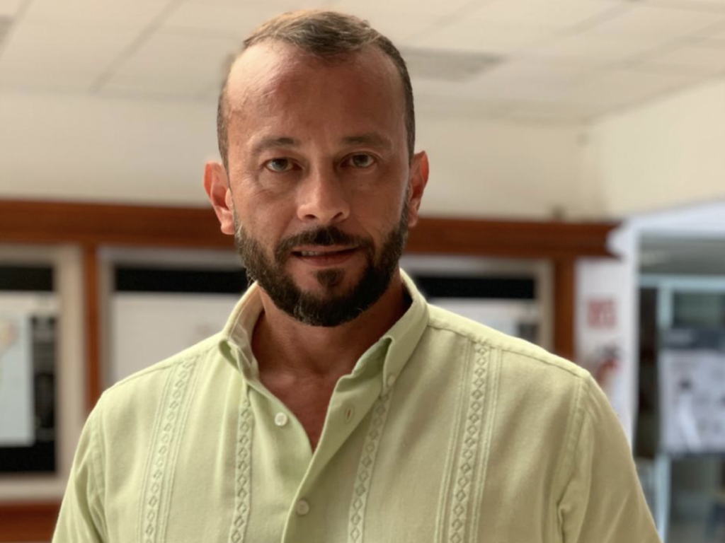 Al parecer Raúl Bermúdez o como es conocido, #LordFonatur, olvida que Quintana Roo recibe al 50% de los vacacionistas que llegan cada año a nuestro país