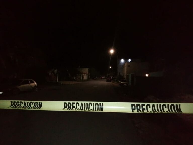 Balean a hombre en una invasión de Tulum