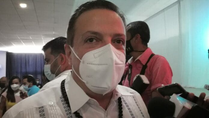 Quizá buscando que eso la favorezca rumbo a los comicios del próximo año, Luis Alegre ha anunciado que regresará a la radio con un programa