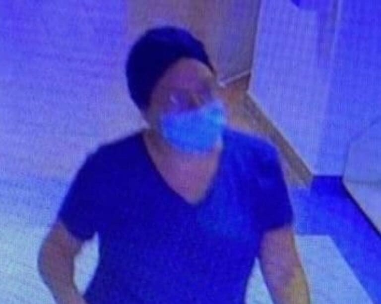 Mujer se disfraza de enfermera para robarse una bebé del hospital en Jalisco