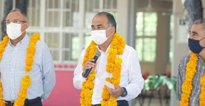 No hay recursos para dotar de gel y cubrebocas a todas las escuelas de Guerrero, advierte Héctor Astudillo