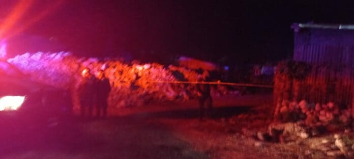 Ejecutan a balazos a dos hombres en Tulum, embarazada quedó herida