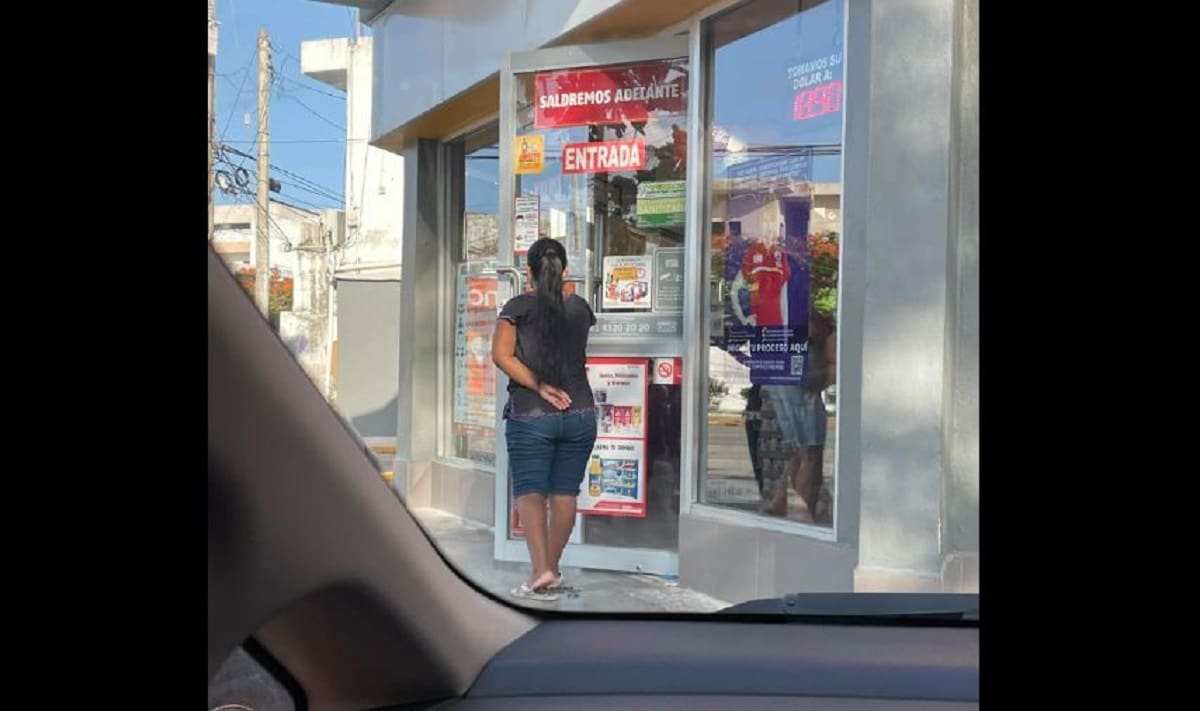 NUEVA FORMA DE AUTOTRABAJO EN PLAYA DEL CARMEN: Te abren la puerta del Oxxo