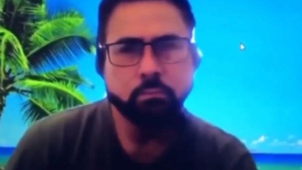 Por misógino y homofóbico, separan a maestro de la Universidad de Veracruz