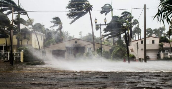 “Grace” avanza con dirección a Veracruz; volverá a ser huracán el viernes