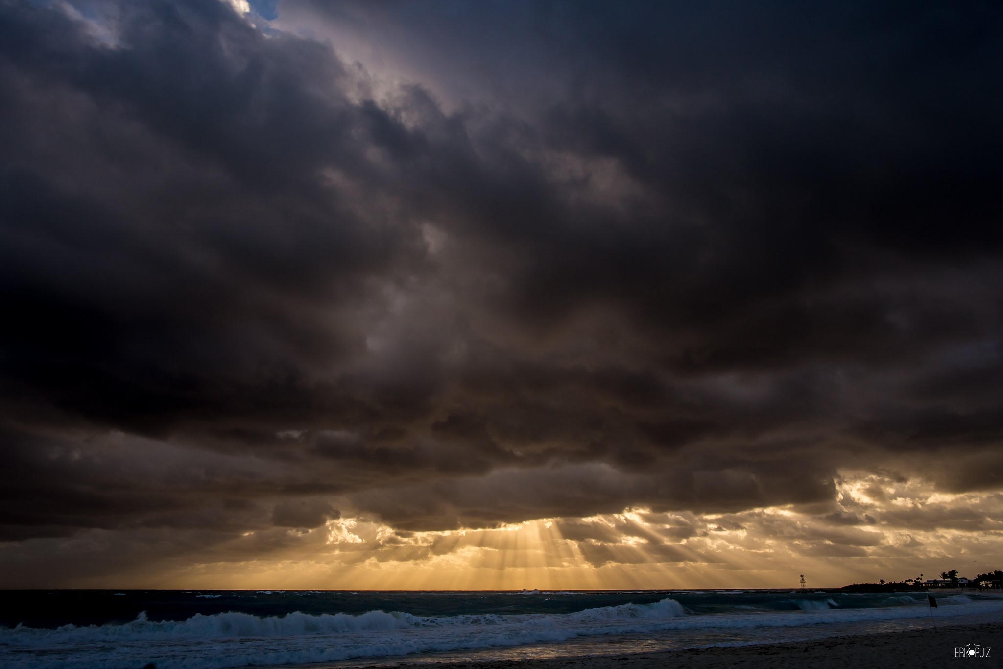 HURACÁN GRACE: Tocó tierra como categoría 1 en Quintana Roo