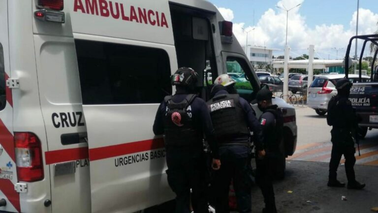 Custodio le dispara a su compañero por accidente, en Playa del Carmen