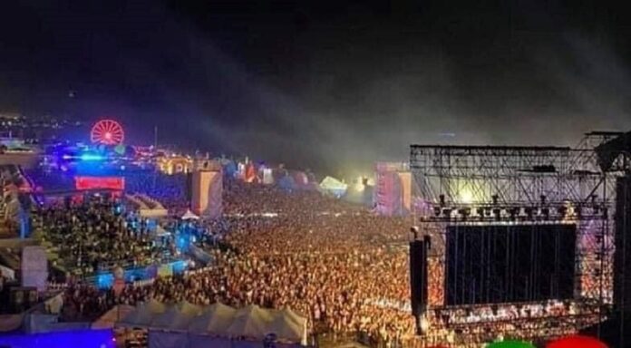Sin miedo al mañana: festival regaetonero masivo en Rosarito provoca críticas