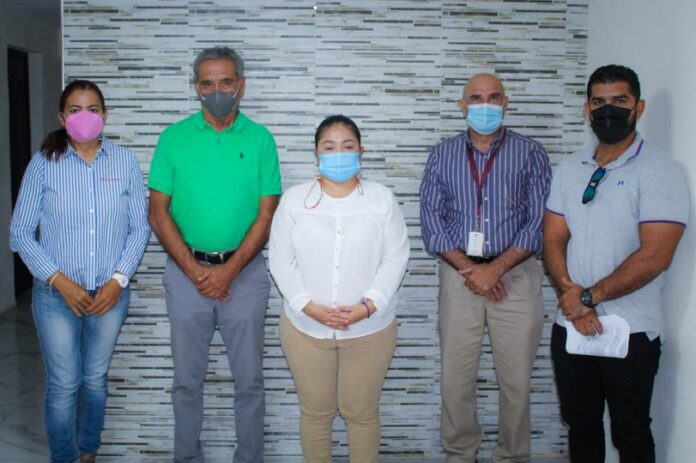 Se reúne Yensunni Martínez con delegado de la SEDATU