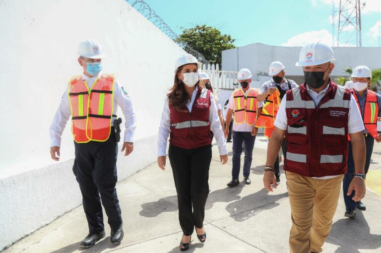 Mara Lezama da banderazo de inicio a trabajos en instalaciones de Tránsito en Cancún