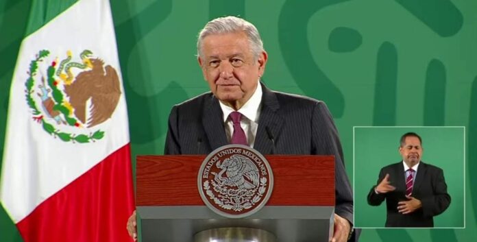 AMLO criticó las acciones de los magistrados del Tribunal Electoral; dijo que están llenos de mimos y privilegios y que deberían renunciar
