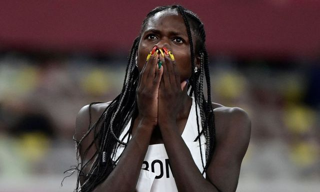 Para confirmar le exigen 'pruebas de que es mujer' a Christine Mboma, atleta de Namibia
