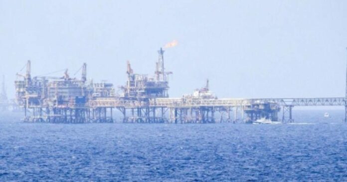 Un nuevo yacimiento de petróleo fue descubierto en nuestro país por una empresa extranjera; ve cuántos barriles podrían producirse