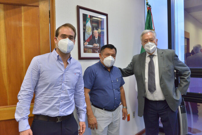 Gestiona Marciano Dzul proyectos ante la CFE