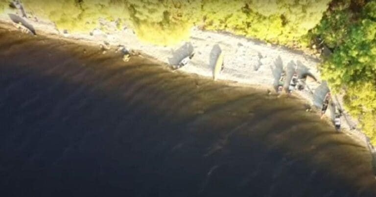 Una grabación captó un supuesto avistamiento en el Lago Ness en Escocia; las imágenes se han viralizado en redes sociales