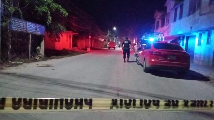 Un taxista del Sindicato Andrés Quintana Roo fue asesinado en Cancún esta madrugada; hay además tres personas lesionadas