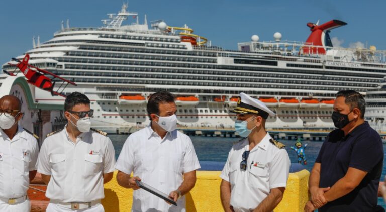 Cozumel ya recibe a las cinco compañías de cruceros más importantes de la industria