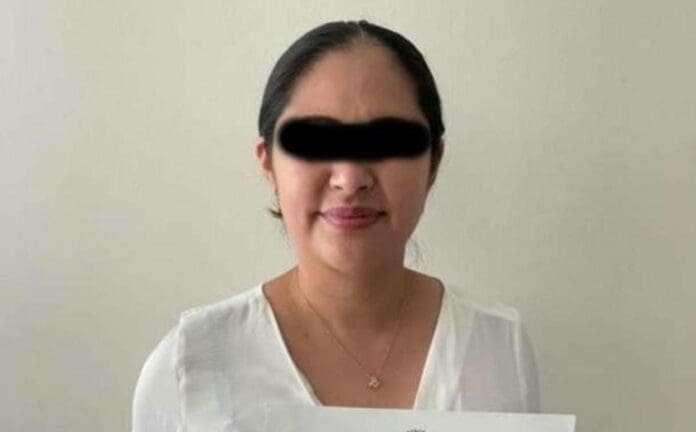 Una diputada suplente de Morena ha sido detenida luego de que le fueran encontradas armas y hasta explosivos; entérate a detalle