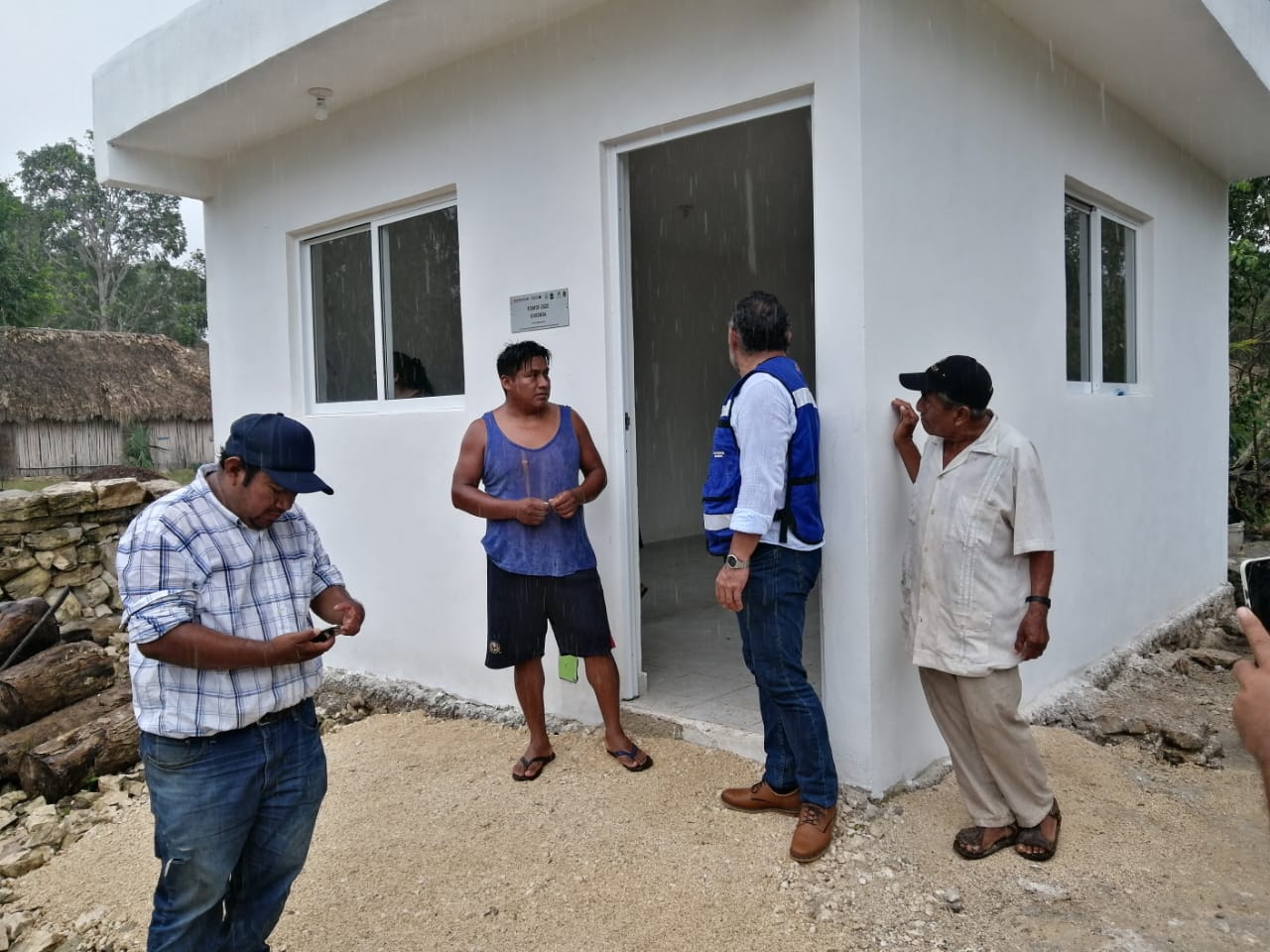 GOBIERNO DE VÍCTOR MAS GARANTIZA VIVIENDA DIGNA