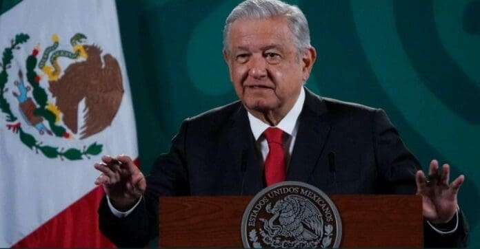 AMLO habló este martes de cómo antes se les condonaron impuestos a muchas empresas de nuestro país; sobre todo a bancos