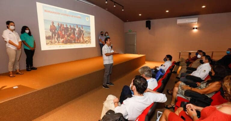 De la mano, sociedad civil y gobierno, hagamos hasta lo imposible para cuidar nuestros arrecifes, convoca Pedro Joaquín