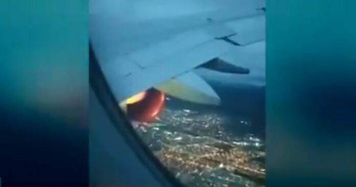 VIDEO: Turbina de avión de Viva Aerobus se incendia y aterriza de emergencia