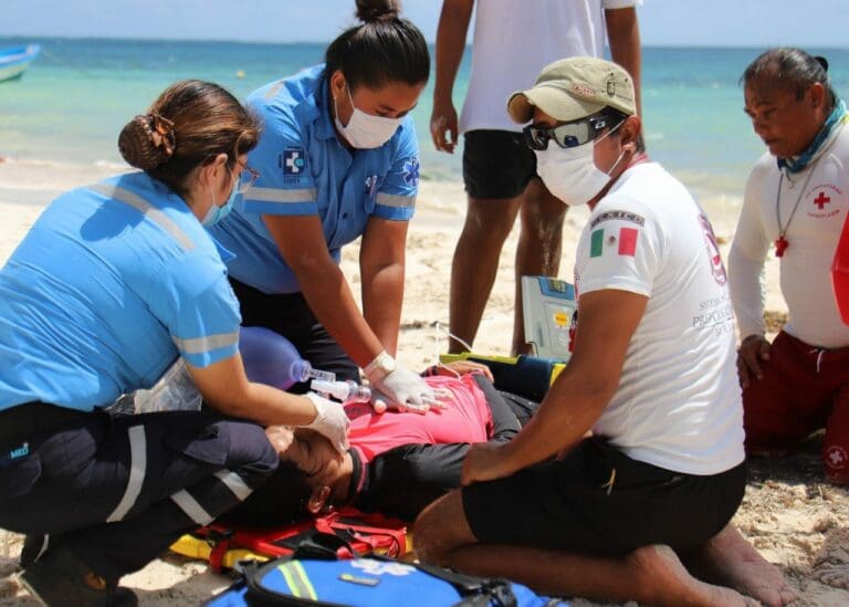 Puerto Morelos se suma a la conmemoración del XXXVI aniversario de la Protección Civil en México