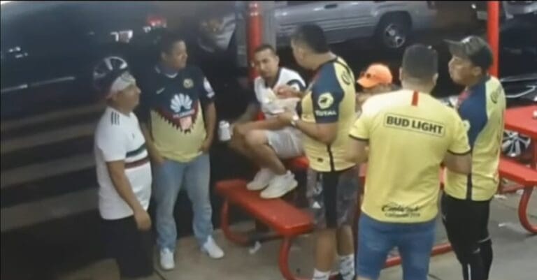 Así mataron 5 americanistas a un hombre en Estados Unidos