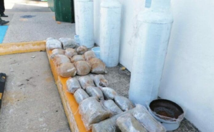 Se detectaron unas tanques de gas LP que iban rellenos con droga; venían desde Querétaro y fueron localizados en Tabasco