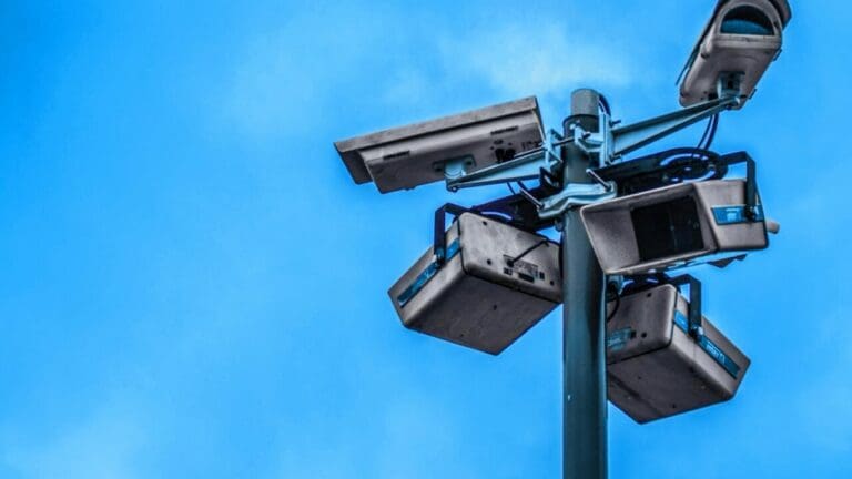 Urgen comerciantes instalación de las 250 cámaras de vigilancia prometidas para Chetumal