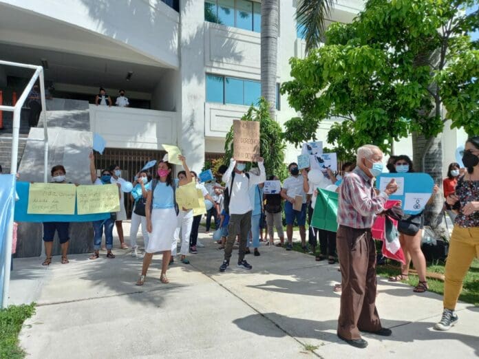 Protestan contra despenalización del aborto en Playa del Carmen