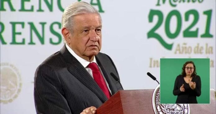 AMLO criticó duramente al Poder Judicial luego que ministros determinaran que el gobierno debe devolver millones a una familia