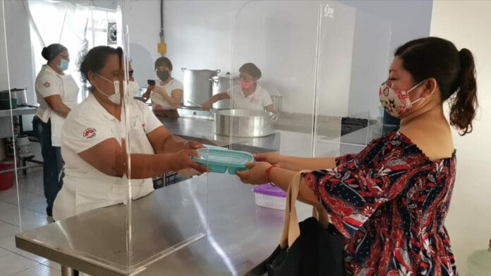 Con justicia social gobierno de Benito Juárez atiende a grupos vulnerables