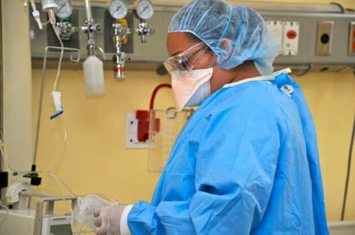 De acuerdo con la Secretaría de Salud de Quintana Roo, en las últimas 24 horas se han reportado 160 nuevos casos de coronavirus y han fallecido a causa de esta enfermedad 7 personas en la entidad.