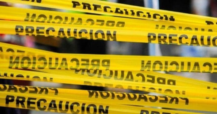 Una grabación muestra cómo asesinan a quemarropa a un hombre, quien iba de la mano con su hijo; una terrible escena sin duda