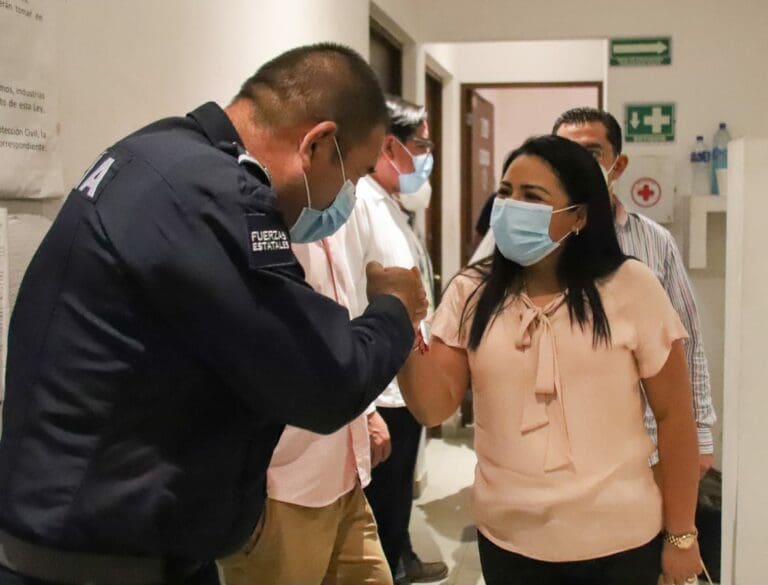 Recorre Blanca Merari dependencias municipales previo al cambio de gobierno en Puerto Morelos