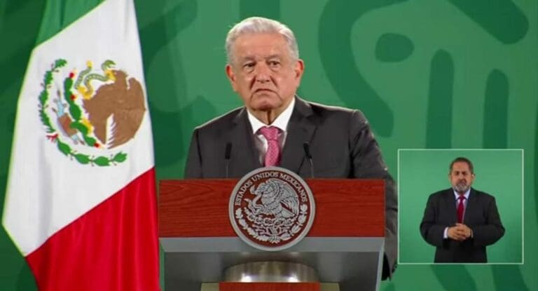 AMLO opinó sobre la resolución de la Corte ayer en torno al aborto; dijo que la decisión de los magistrados debe respetarse