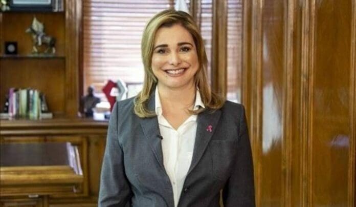 Maru Campos ha tomado posesión como gobernadora; es la primera mujer en estar al frente del Poder Ejecutivo de su estado