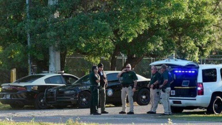 ¡Tiroteo! Un ex infante de marina asesinó a 4 personas incluyendo un bebé de tres meses