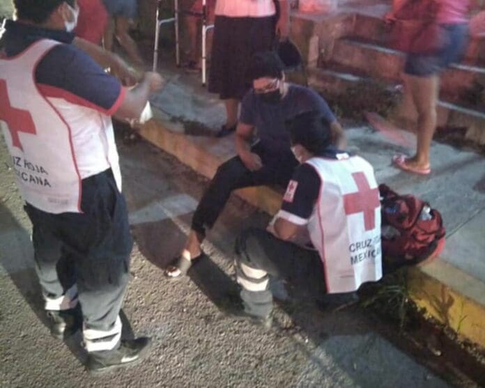 Funcionarias de Tránsito generan accidente vehicular en Isla Mujeres