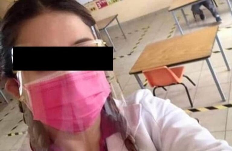Maestra se burla de un alumno por ser el único en volver a clases presenciales, causa indignación