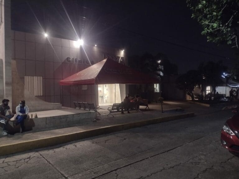 Clínica del ISSSTE de Cancún refugio de al menos 25 indigentes: inseguridad y acoso a mujeres